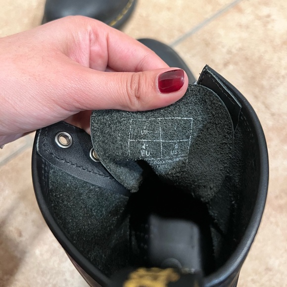 1460 Black Doc Martens - Picture 5 of 5